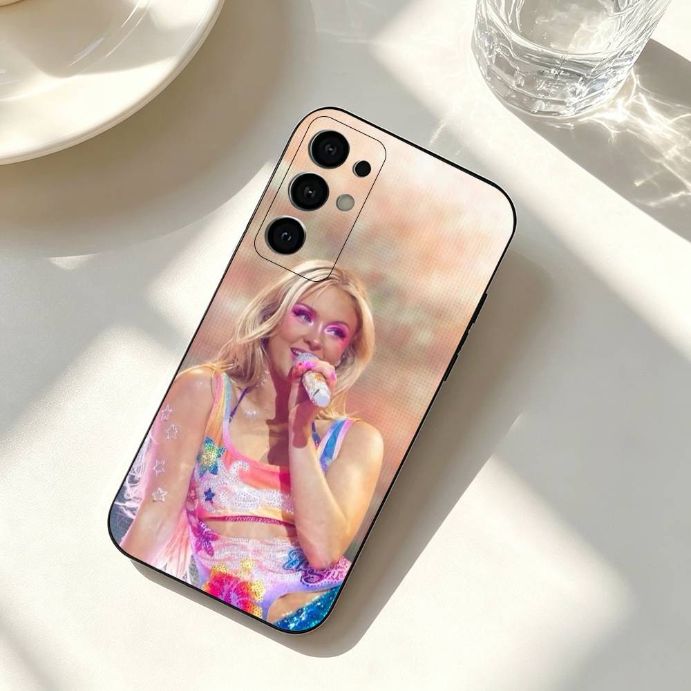Cover per Telefono Singer Zara - Phone Cases Zara recensione e prezzo