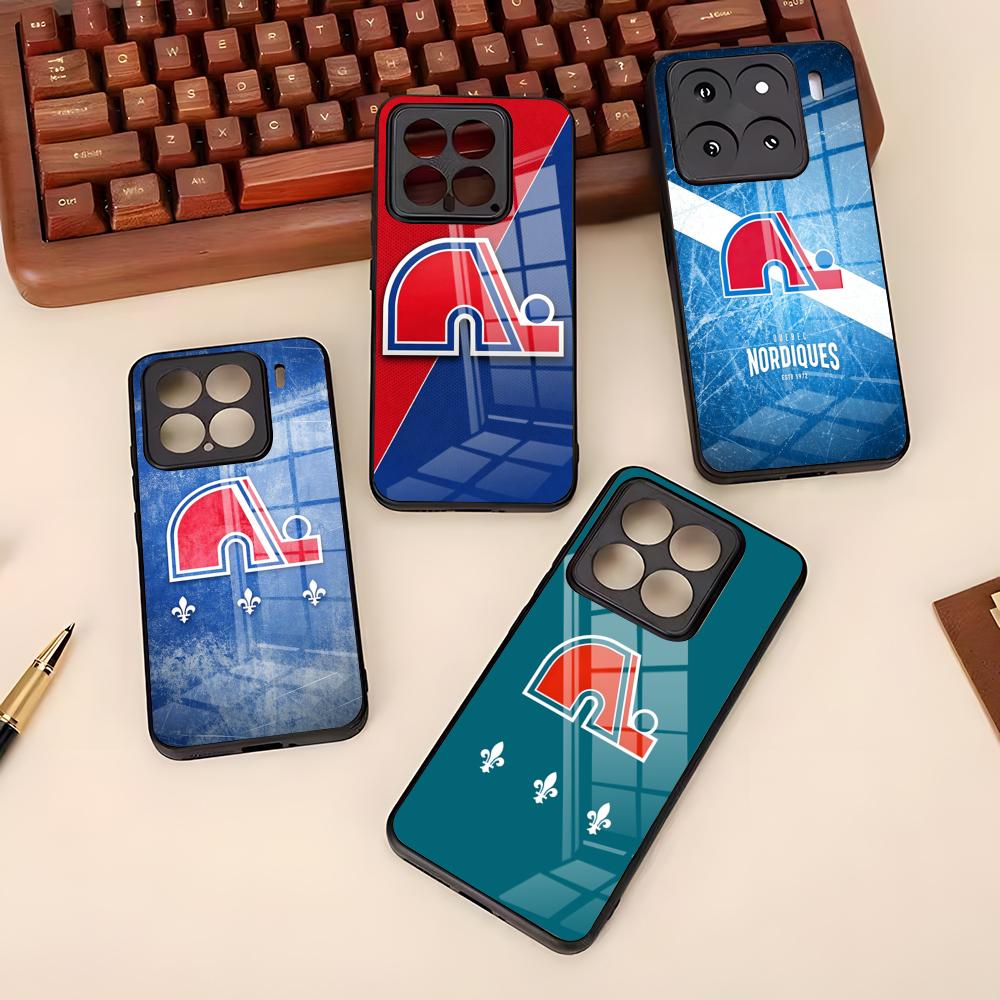 Q-QueBecES Custodia per telefo - Phone Cases Quebec recensione e prezzo